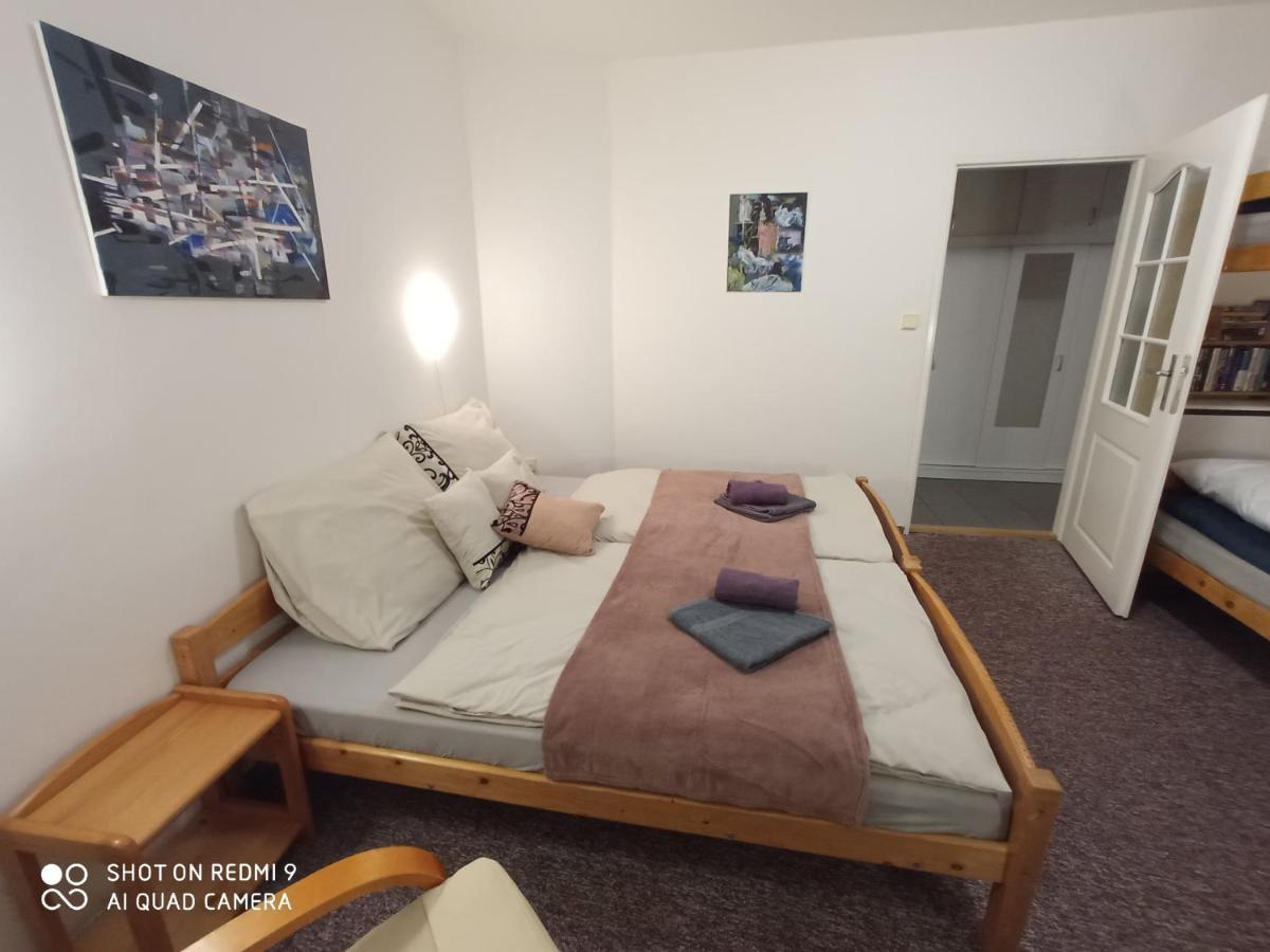 Apartman Violeta ฮาร์ราคอฟ ภายนอก รูปภาพ