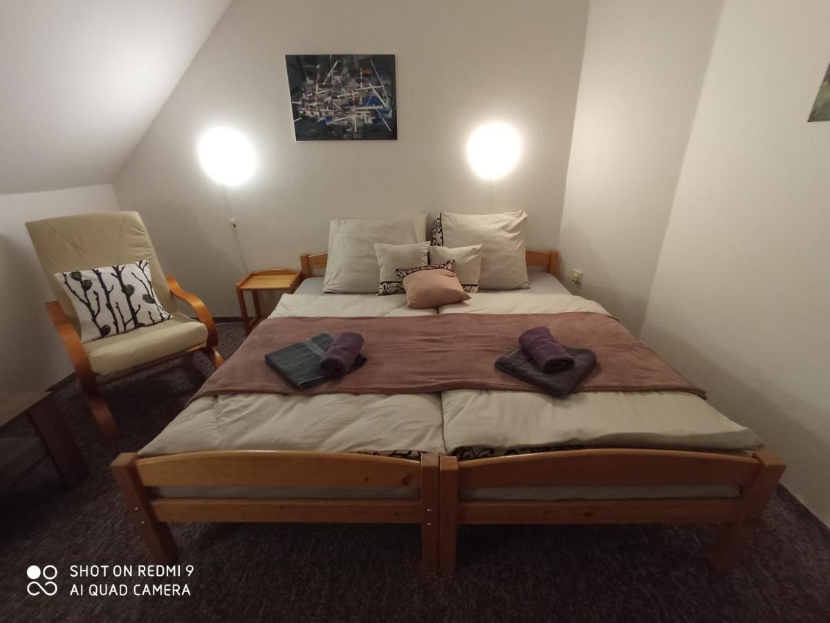 Apartman Violeta ฮาร์ราคอฟ ภายนอก รูปภาพ
